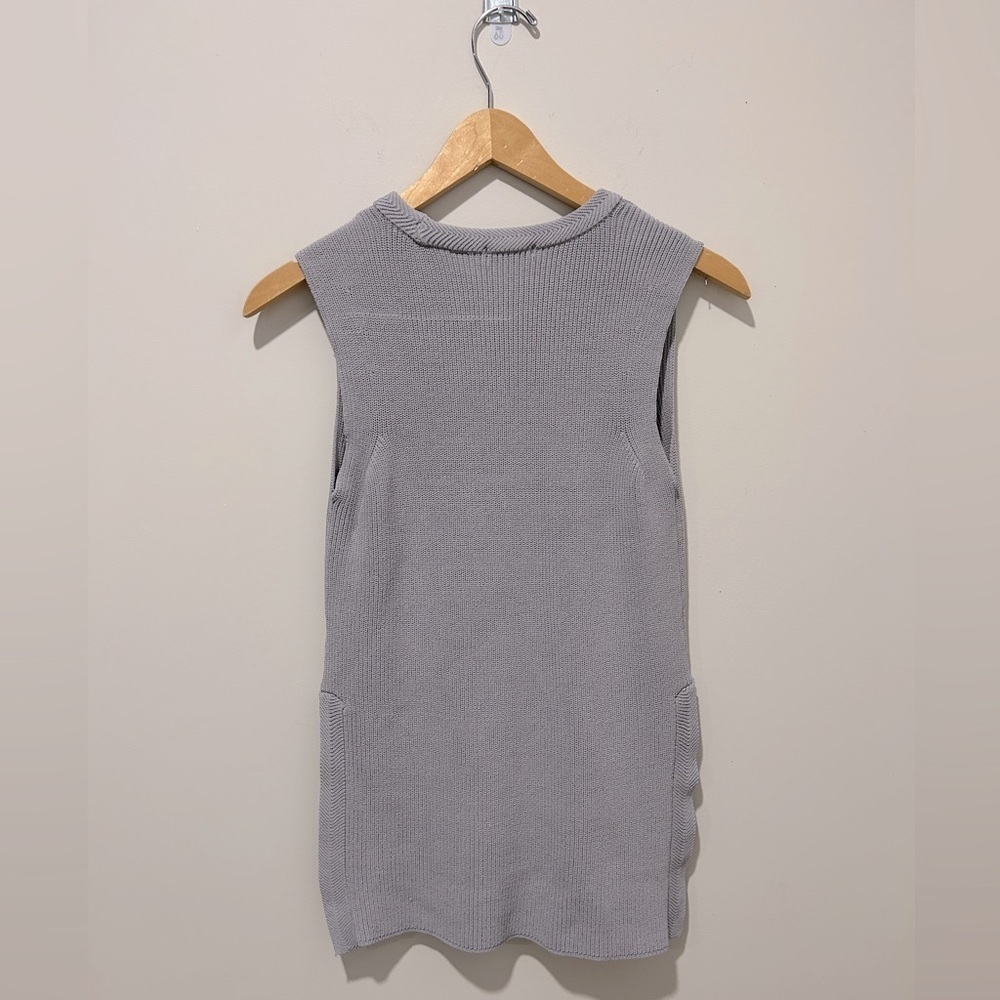HALSTON SLEEVELESS KNIT SWEATER ~ size small - Picture 5 of 7